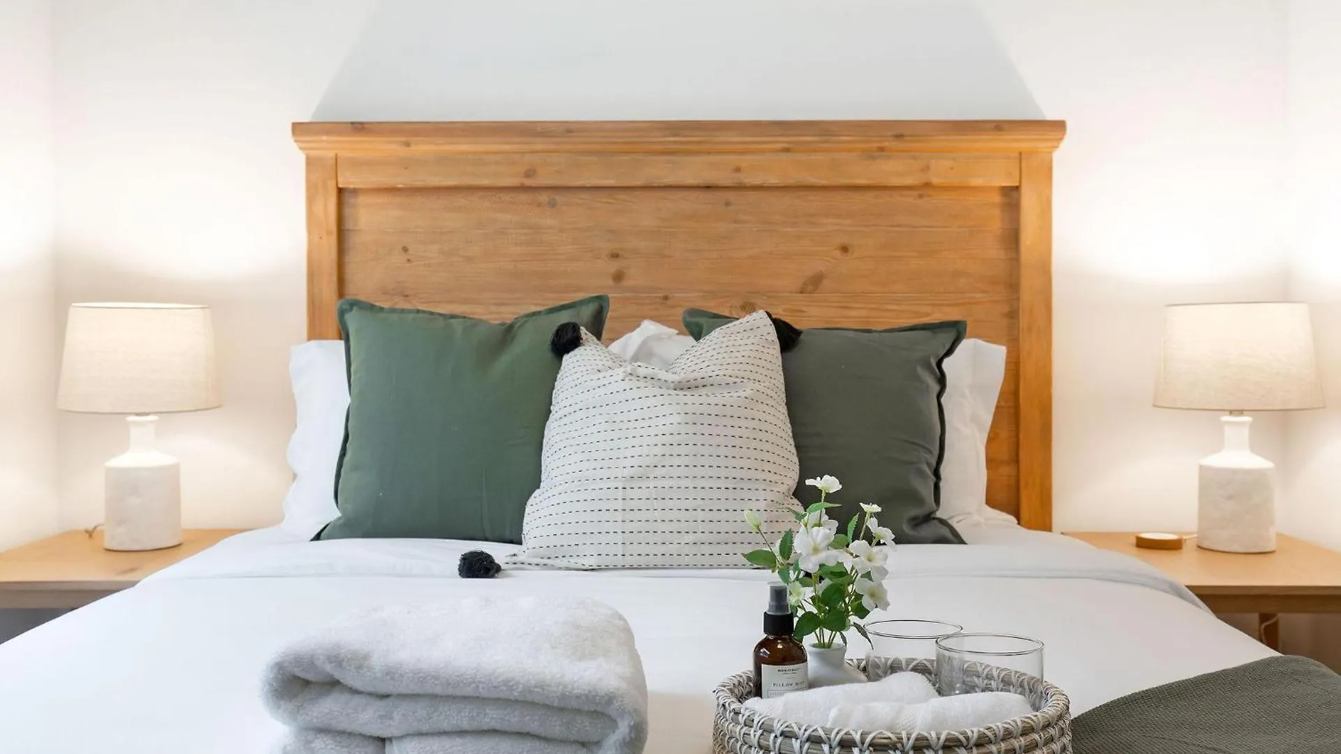 Capitol Luxe Six By Betterstay Seattle 0*,  United States