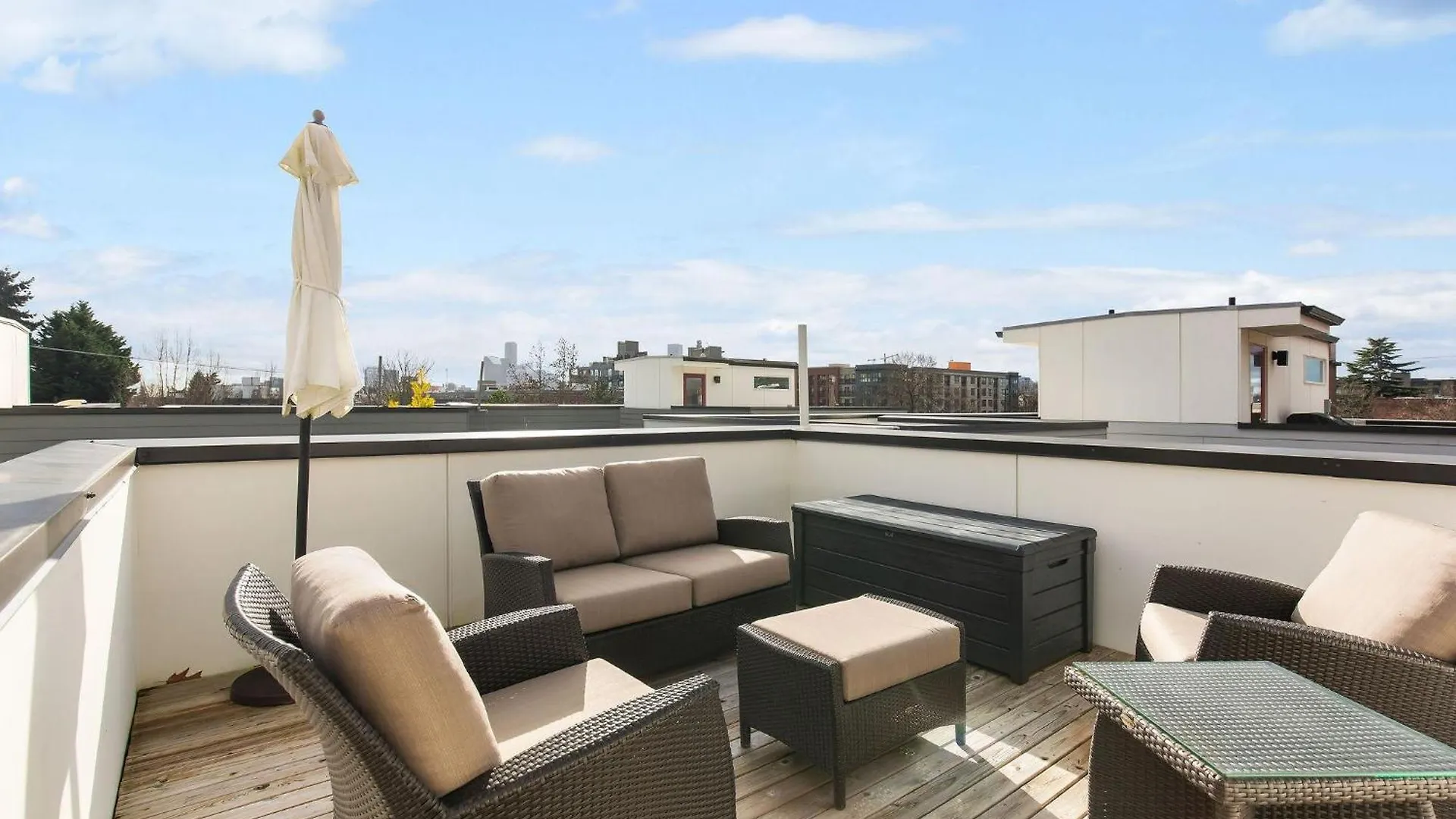 Capitol Luxe Six By Betterstay Seattle 0*,  United States